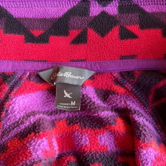 ⚡️FLASH SALE⚡️ Eddie Bauer Fleece Quarter Zip Aztec Print Size Medium - Picture 6 of 6